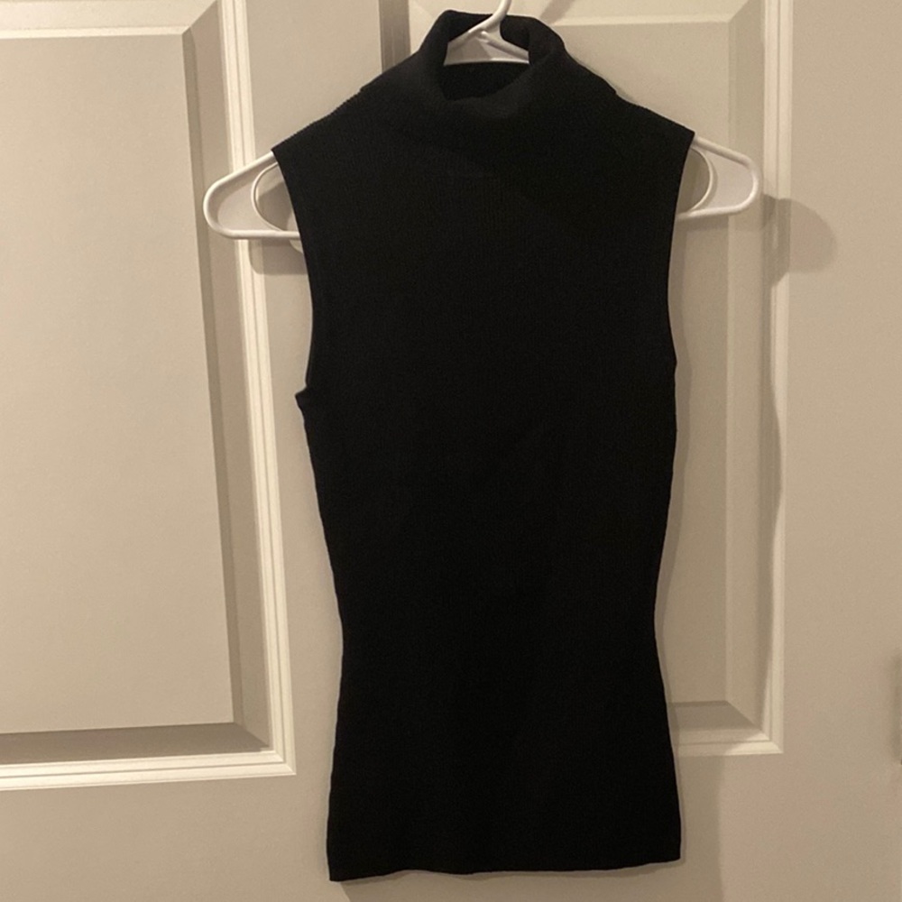 Black Sleeveless Turtleneck Top